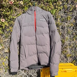 Descente Charcoal Puffer Jacket with Red Accent
